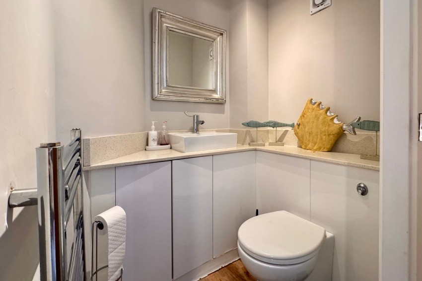 Images for Valley Road, Glossop, SK13