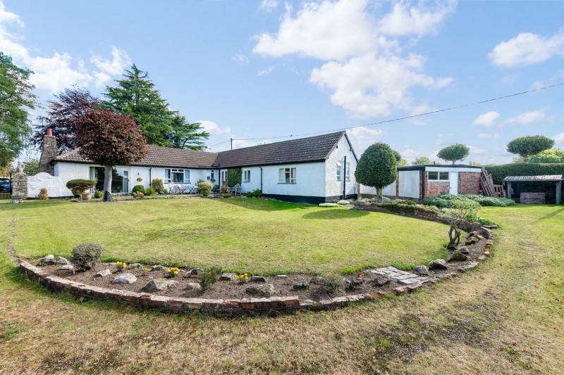 Mobberley Road, Wilmslow, SK9