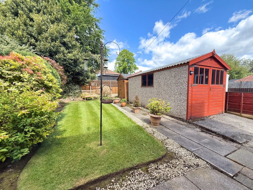 Images for Newlyn Drive, Sale, M33