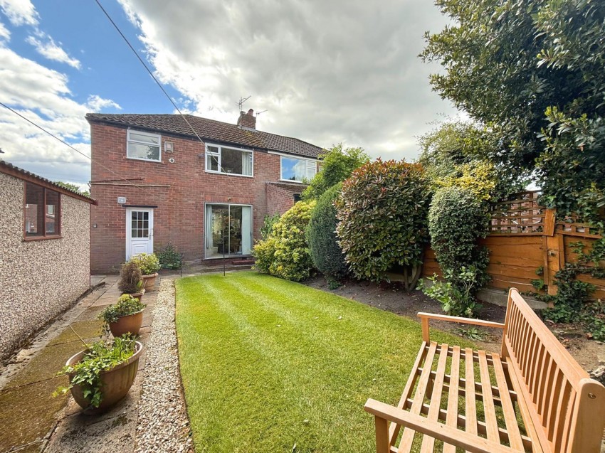 Images for Newlyn Drive, Sale, M33