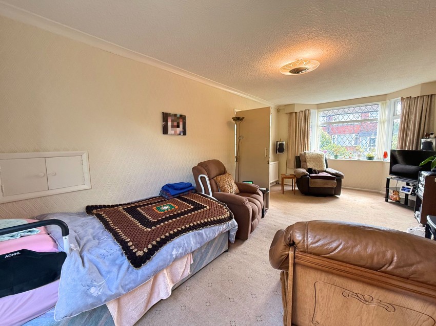 Images for Newlyn Drive, Sale, M33
