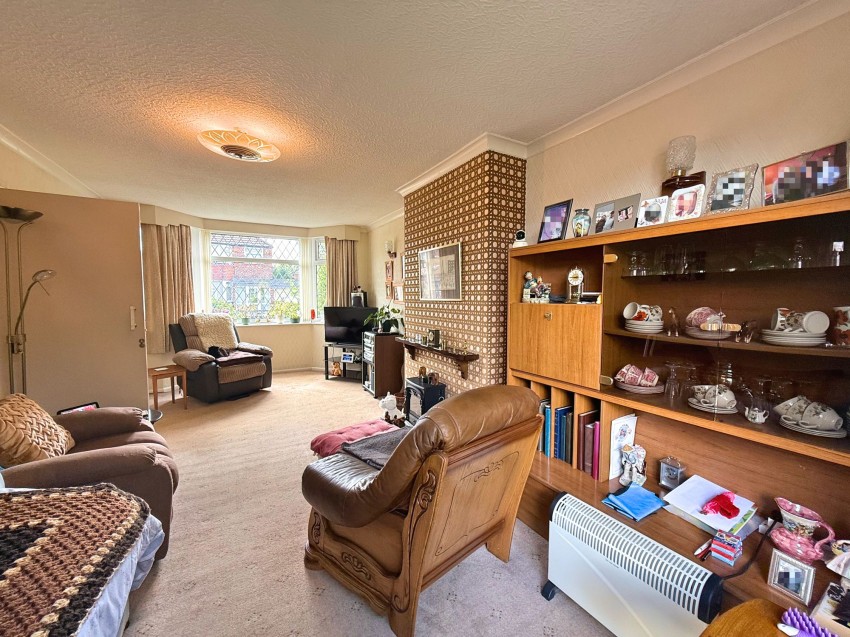 Images for Newlyn Drive, Sale, M33