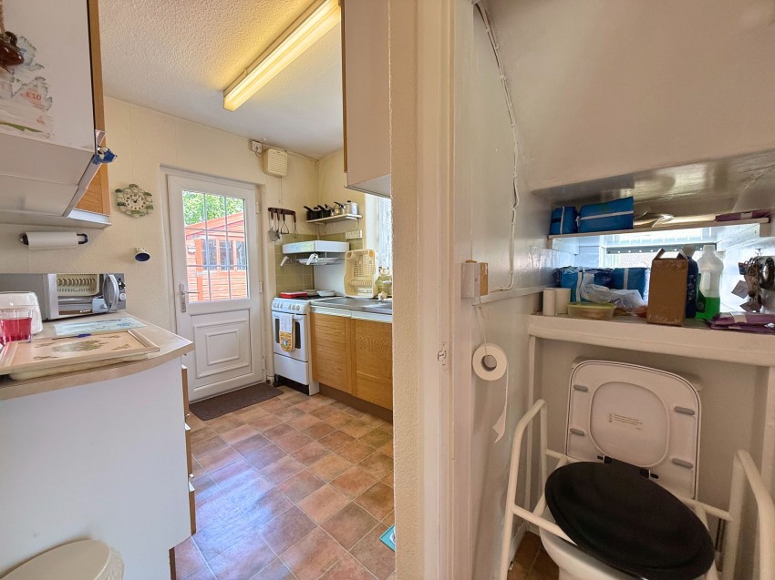 Images for Newlyn Drive, Sale, M33