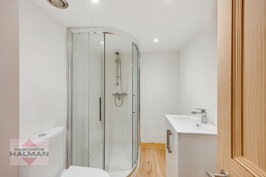 Images for Glebelands Road, Sale, M33
