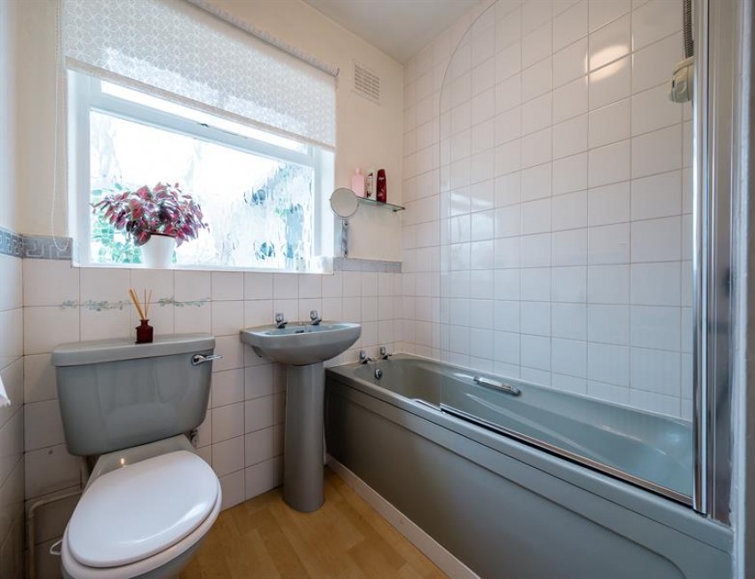 Images for Ravenwood Drive, Hale Barns, Altrincham