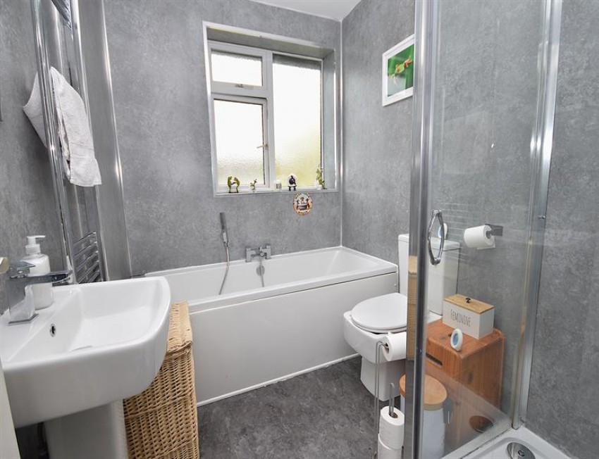 Images for Farnham Avenue, Macclesfield