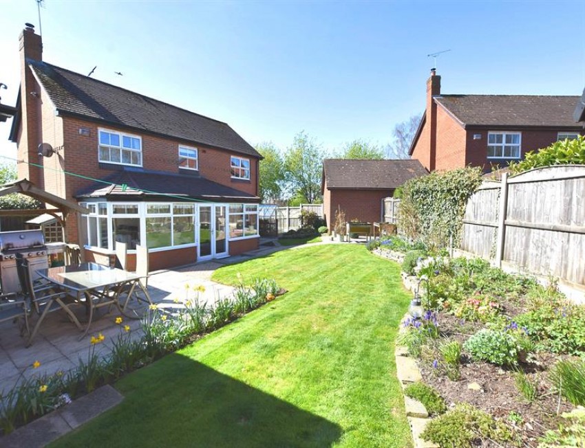 Images for Lawrence Close, Cranage