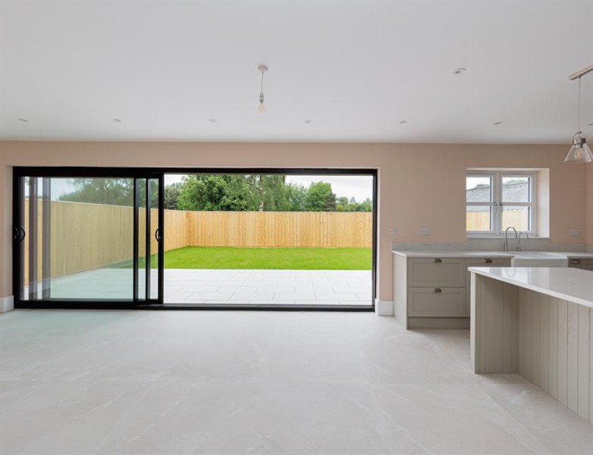 Images for Farm Road, Oakmere