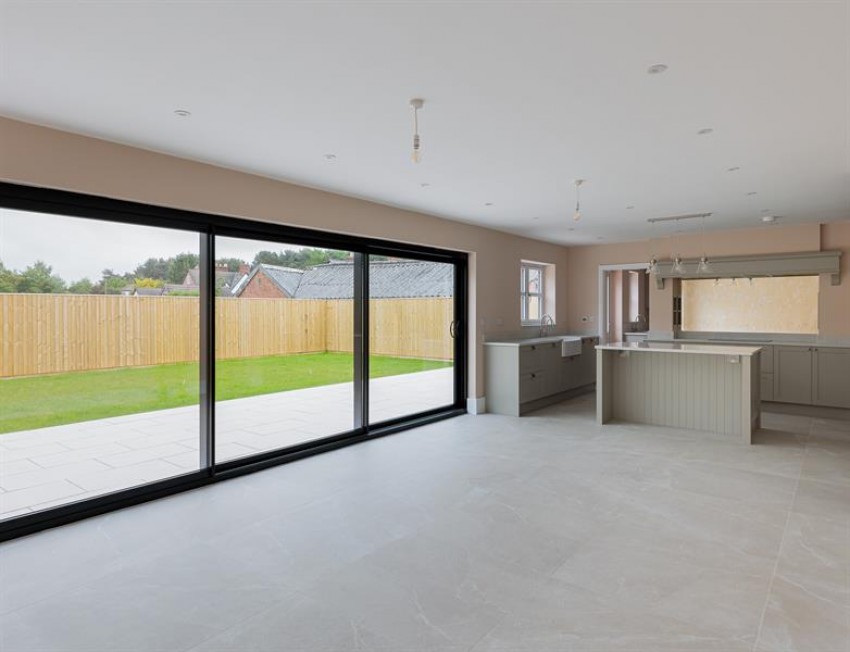 Images for Farm Road, Oakmere