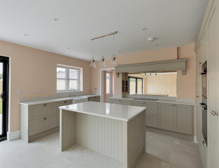 Images for Farm Road, Oakmere