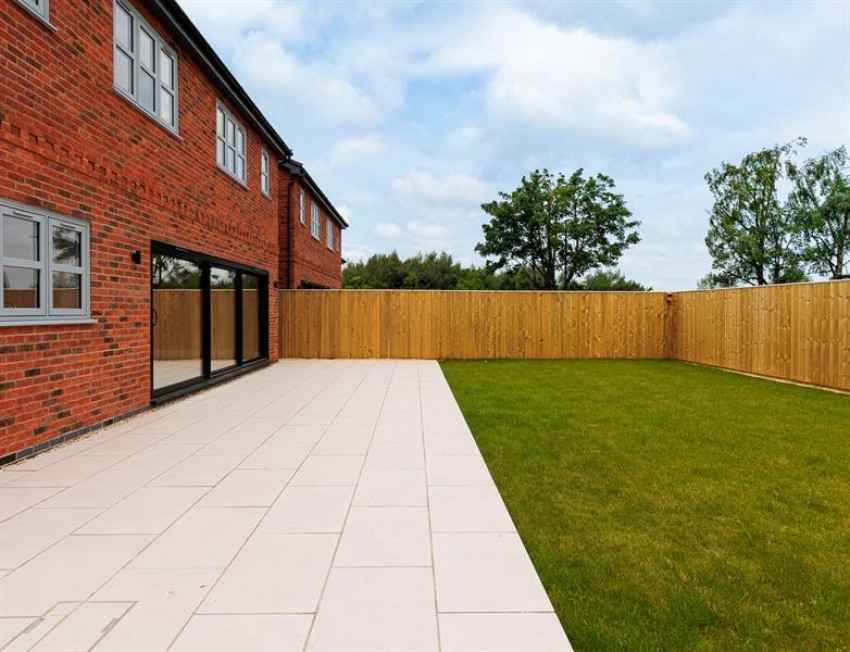 Images for Farm Road, Oakmere