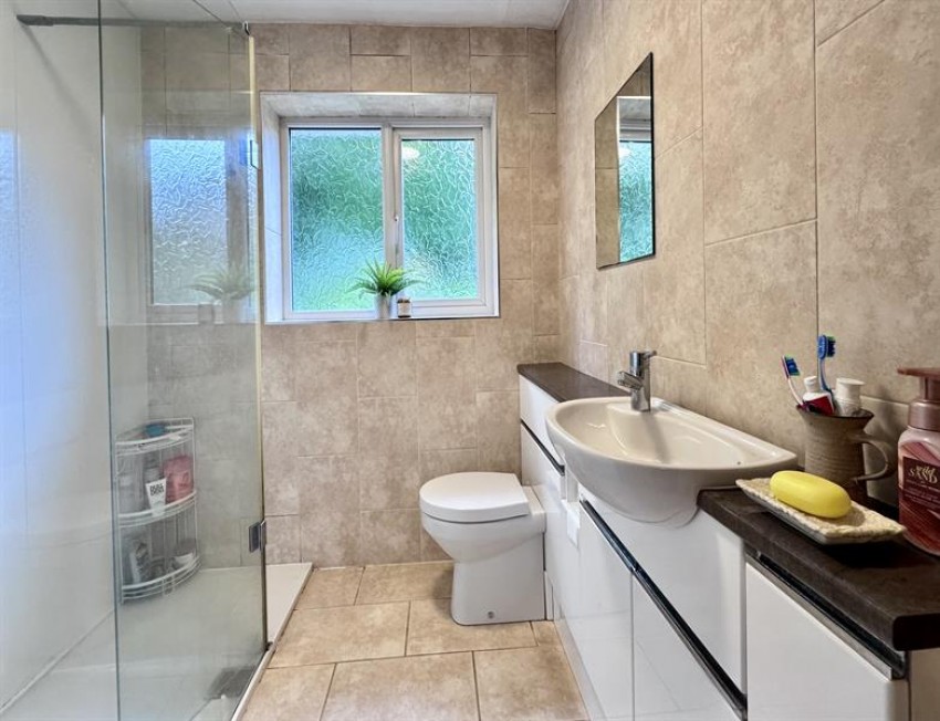 Images for Longclough Drive, Glossop