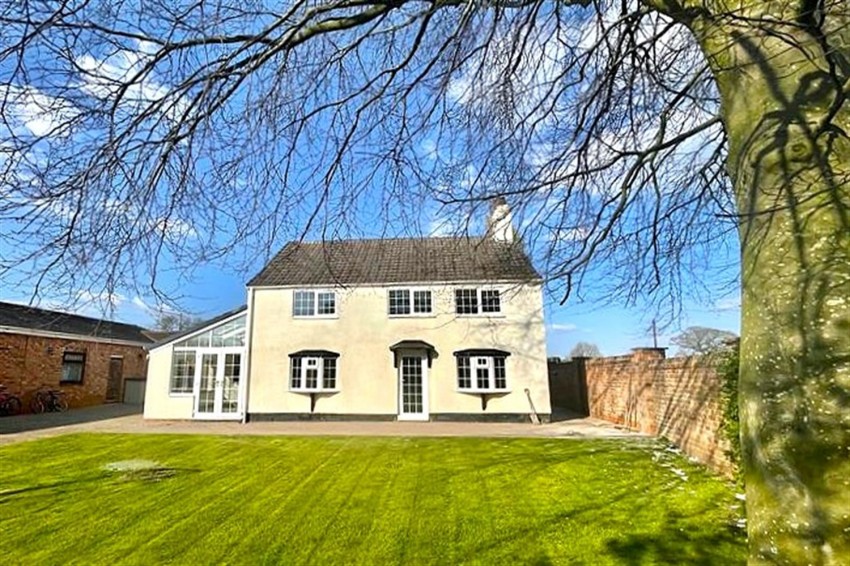 Images for Tarporley Road, Stretton, Warrington