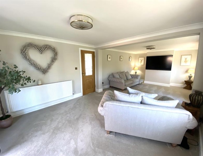 Images for Tarporley Road, Stretton, Warrington
