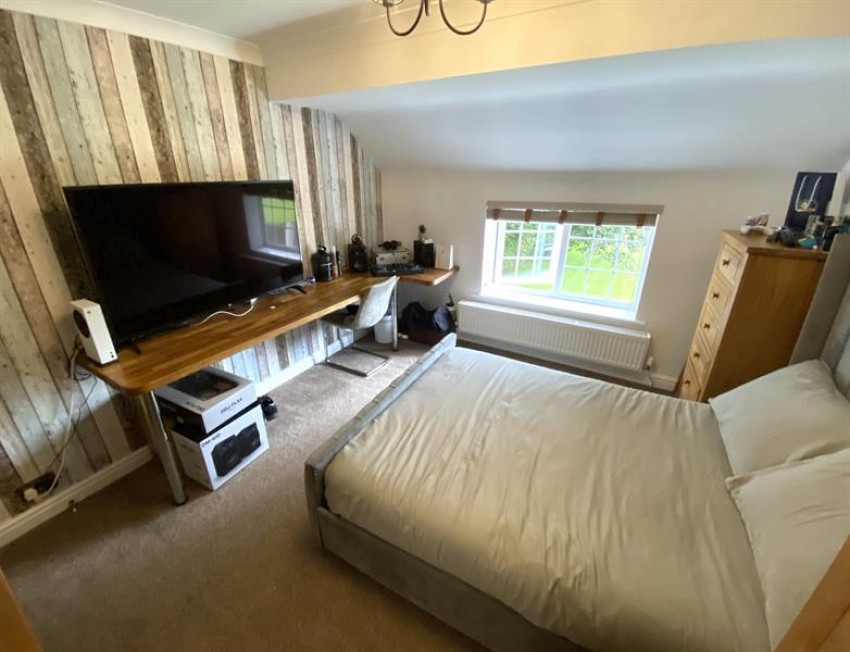 Images for Tarporley Road, Stretton, Warrington