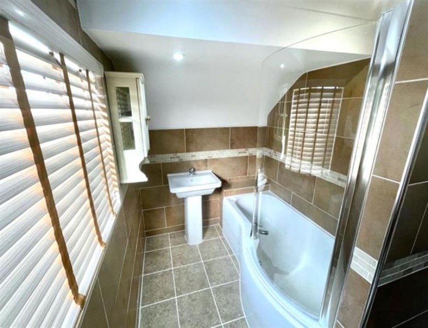 Images for Tarporley Road, Stretton, Warrington