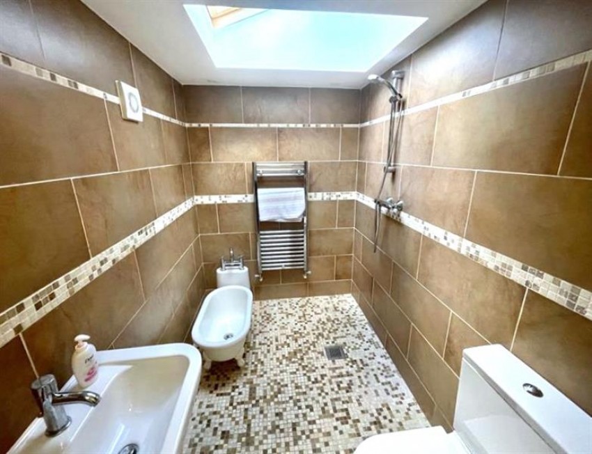 Images for Tarporley Road, Stretton, Warrington