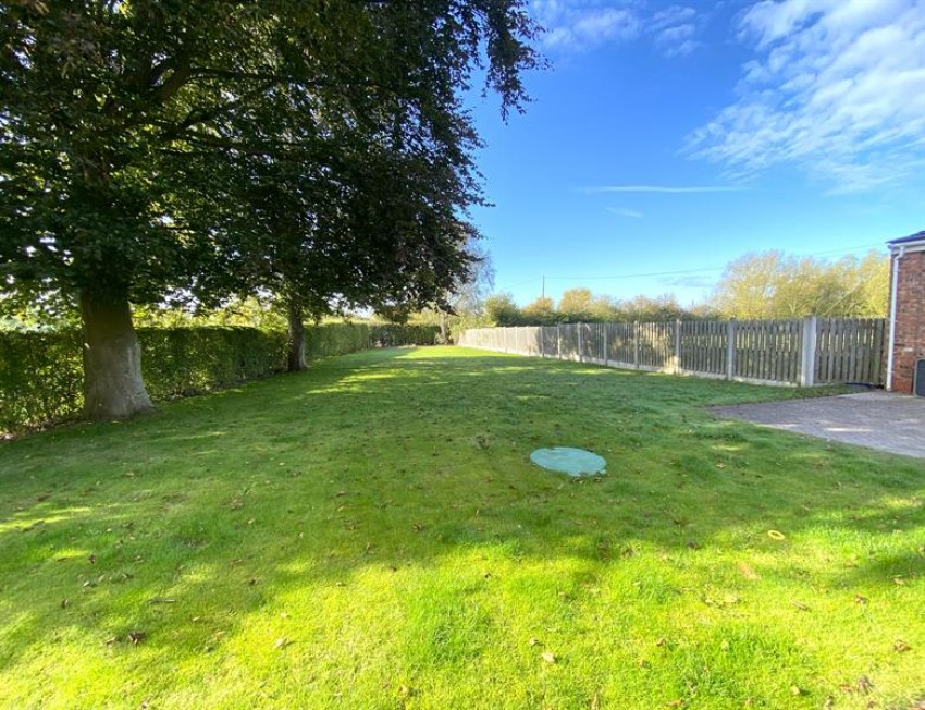 Images for Tarporley Road, Stretton, Warrington