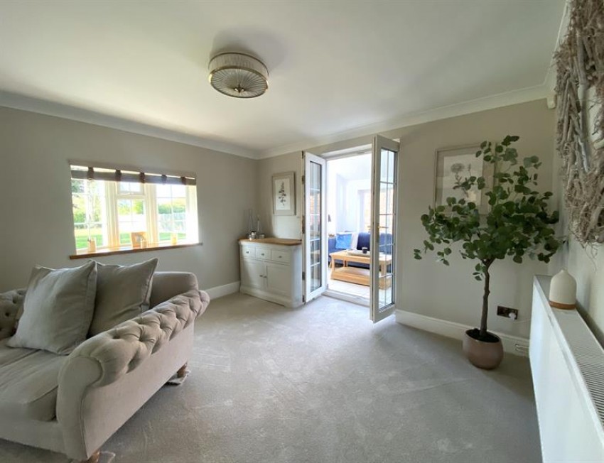 Images for Tarporley Road, Stretton, Warrington