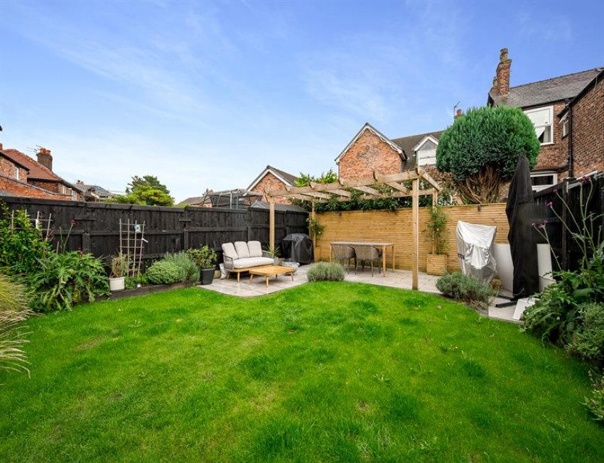 Images for Grove Lane, Hale, Altrincham