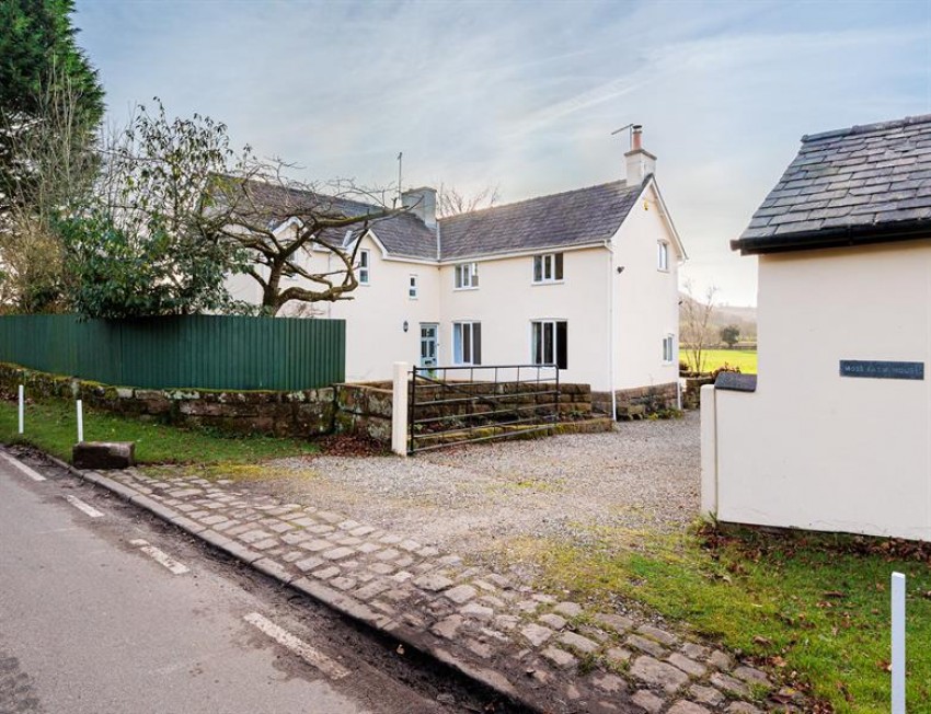 Images for Moss Lane, Harthill, Chester