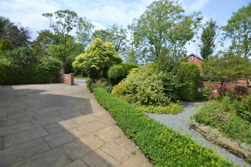 Images for Middlewich Road, Holmes Chapel
