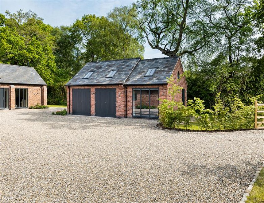 Images for Moss Lane, Manley