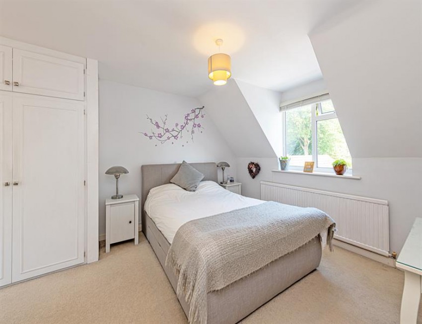 Images for Warren Court, Frodsham