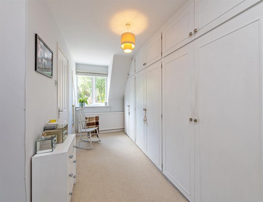 Images for Warren Court, Frodsham