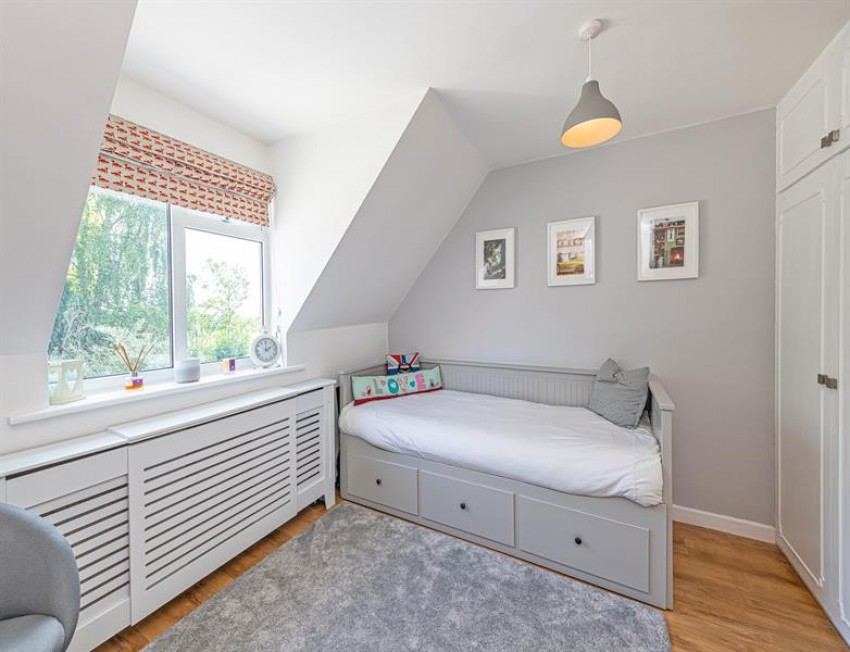 Images for Warren Court, Frodsham