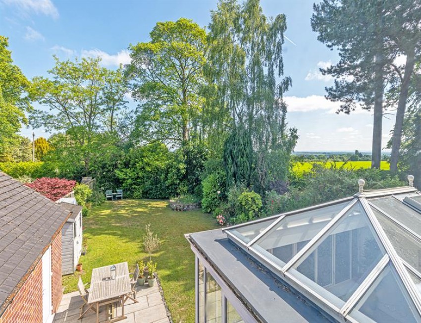 Images for Warren Court, Frodsham