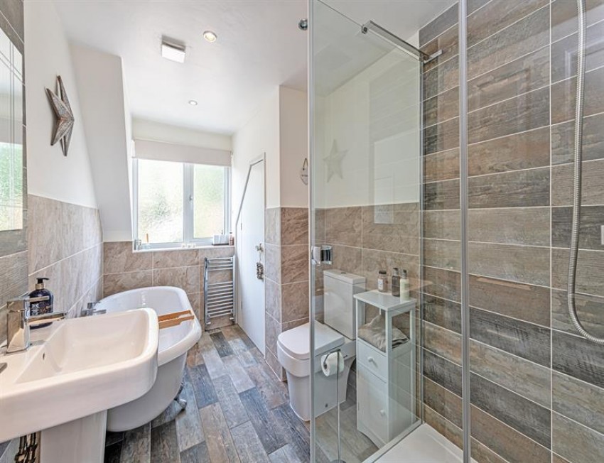 Images for Warren Court, Frodsham