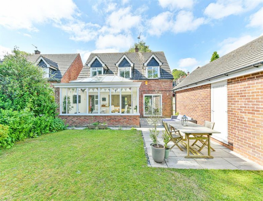 Images for Warren Court, Frodsham