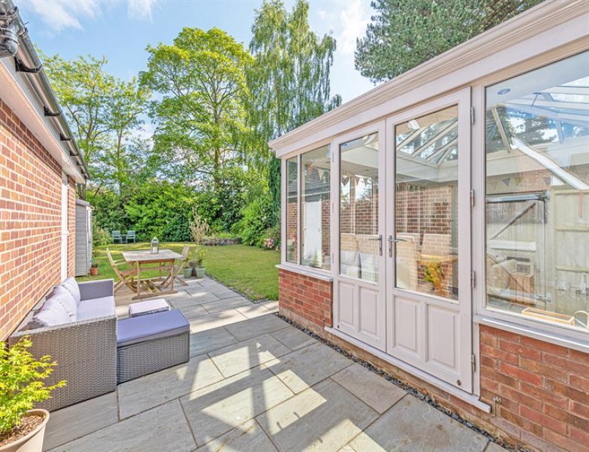 Images for Warren Court, Frodsham