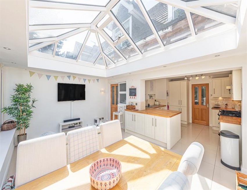Images for Warren Court, Frodsham