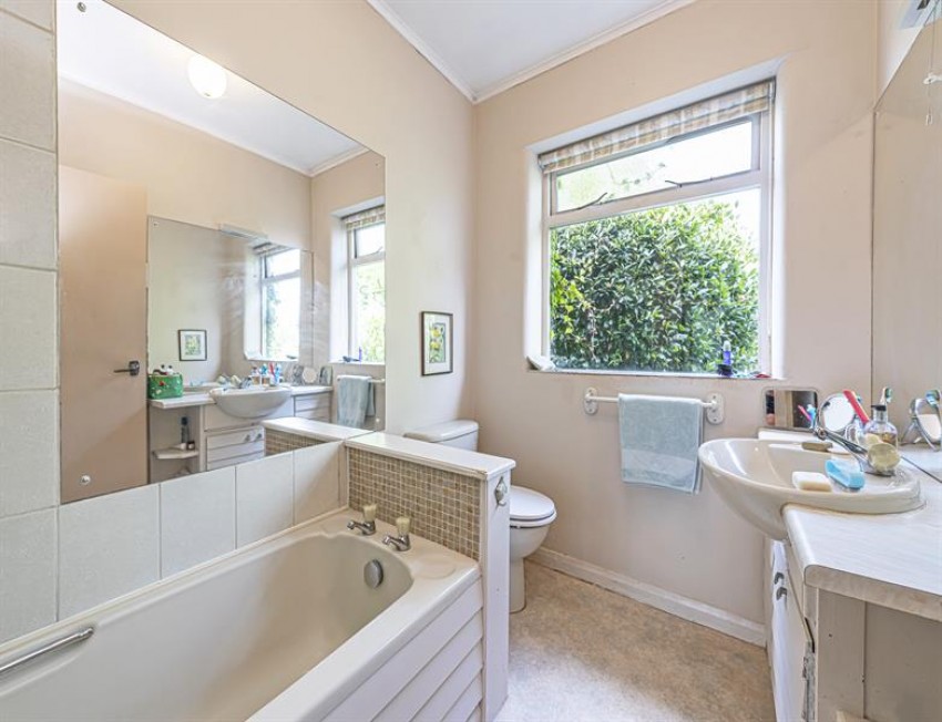 Images for Chapel Lane, Kingsley, Frodsham