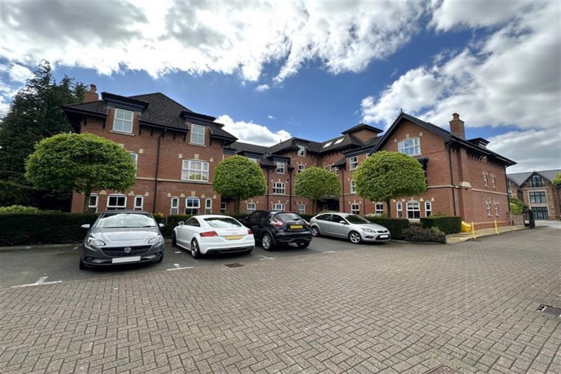 2a Acresfield Road, Timperley, Altrincham