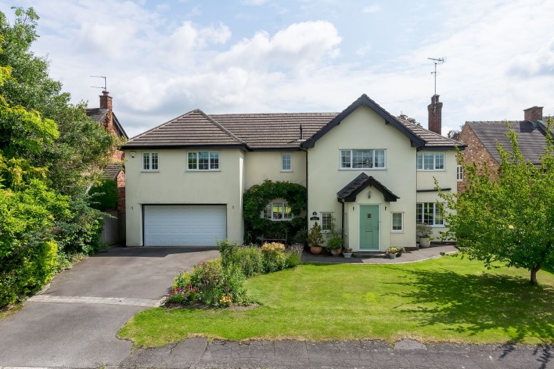 Wych Lane, Adlington, SK10