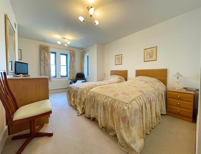 Images for Serenity, Moss Lane, Sale