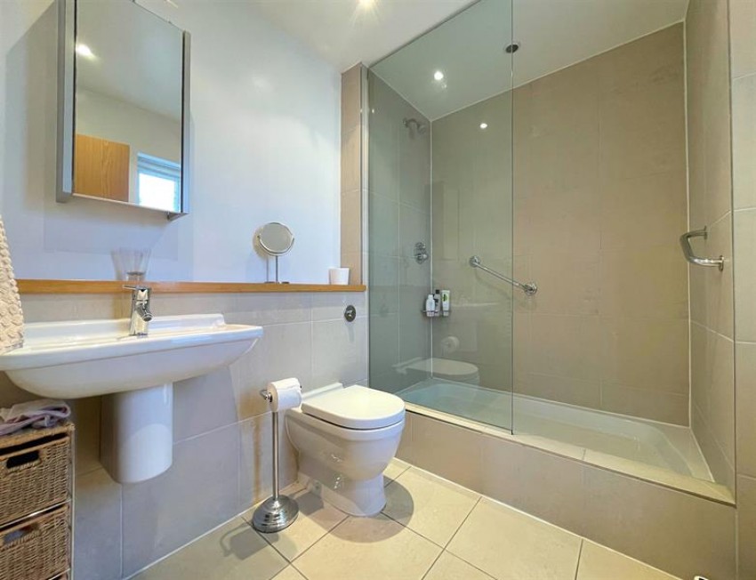 Images for Serenity, Moss Lane, Sale