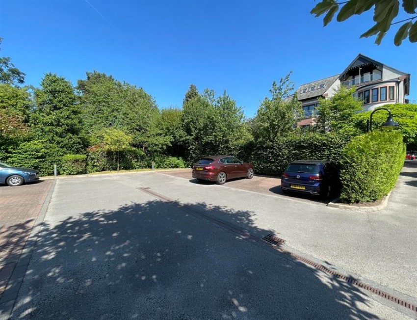 Images for Serenity, Moss Lane, Sale