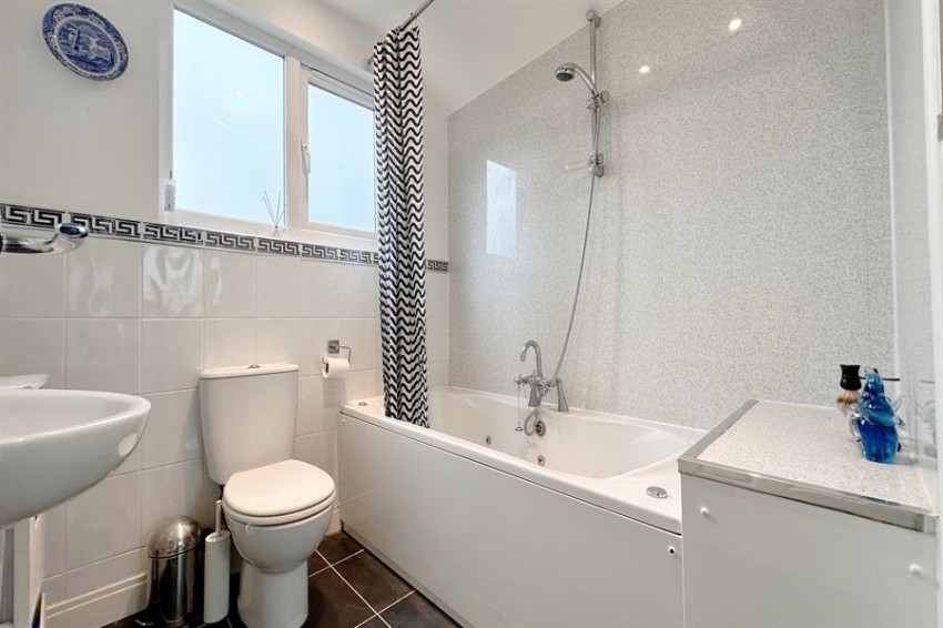 Images for Chester Road, Poynton