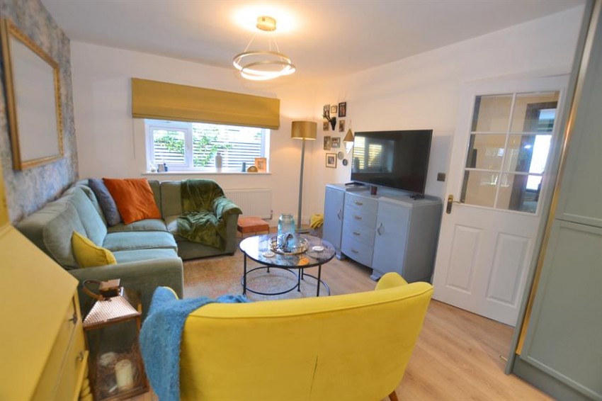 Images for Alumbrook Avenue, Holmes Chapel