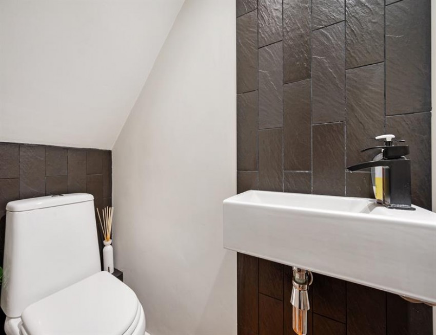 Images for Delahays Road, Hale