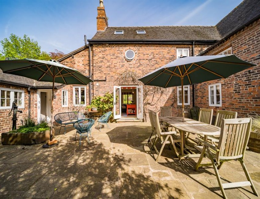 Images for Carr Green Lane, Warburton, Lymm