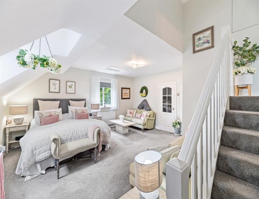 Images for Howey Lane, Frodsham
