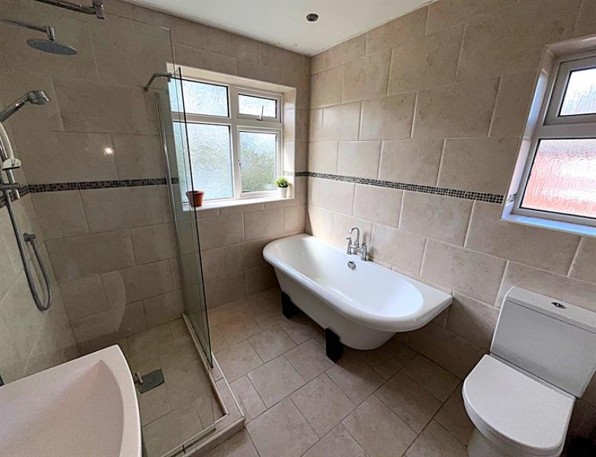 Images for Tewkesbury Avenue, Hale