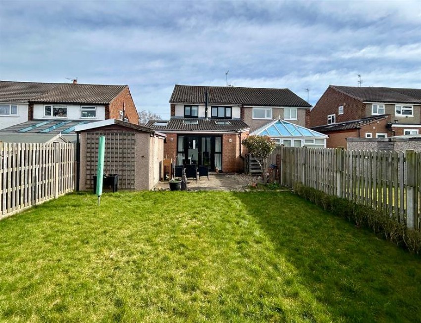 Images for East Avenue, Heald Green