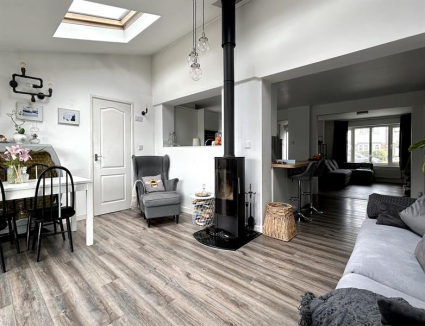 Images for East Avenue, Heald Green