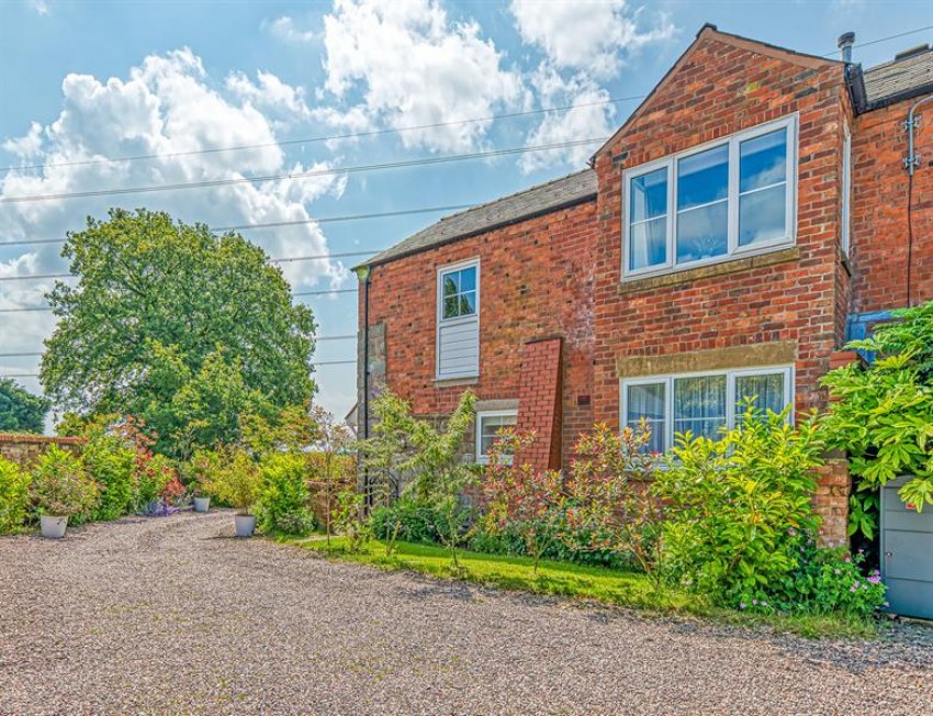 Images for Castlehill Farm Barn, Cooks Hill, Kingsley